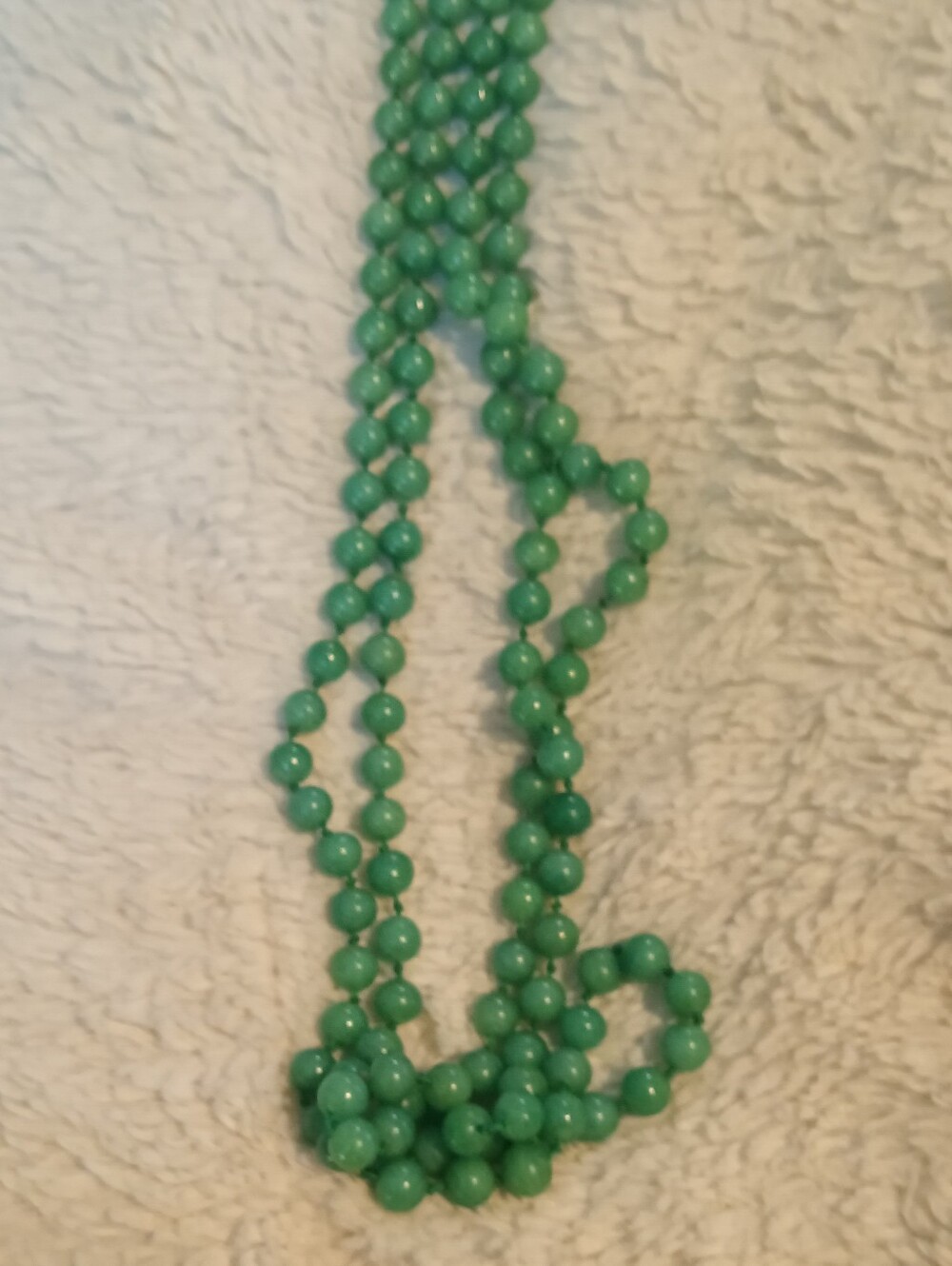Green Beaded Women's Necklace - Elegant Everyday Style